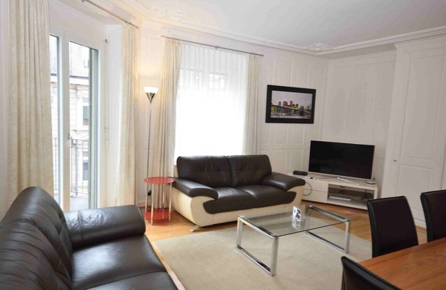 Fantastic 3BR near Lake - Pabs 4