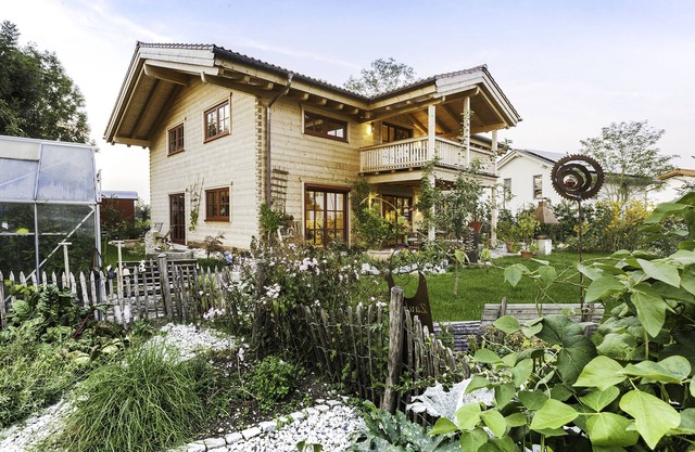 Fantastique appartement dans une cabane en rondins devant les montagnes