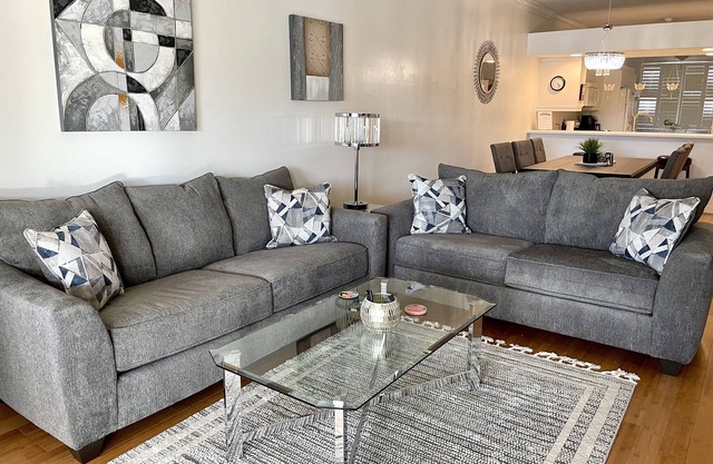 FANTASTIQUE Condo lumineux et spacieux au 1er étage [NOUVEAU]