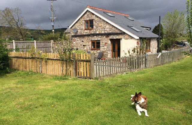 Cottage fantastique dans un emplacement paisible et rural