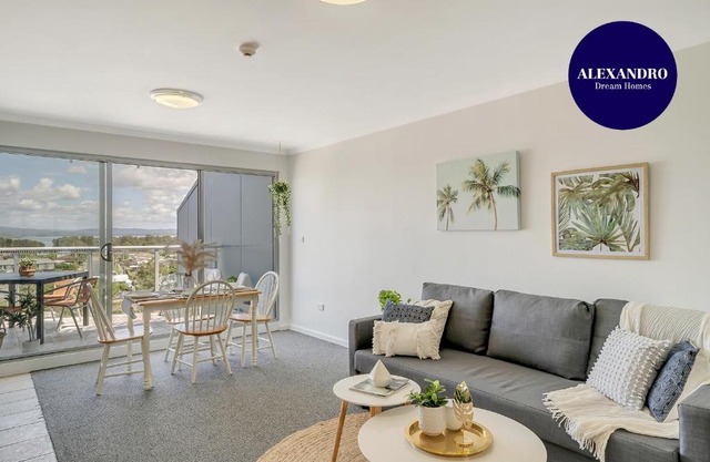 Fantastic Family Getaway, Great Location & Views