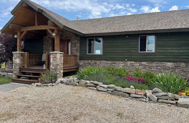RETRAITE DE TETON VALLEY !! Profitez de GRAND TETON VIEW dans un confort spacieux et paisible.