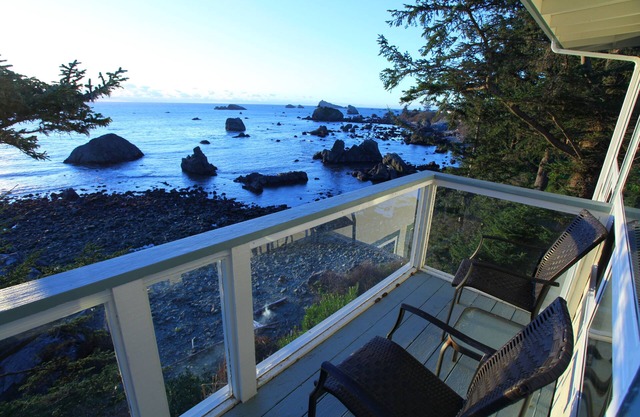 Fantastique Oceanfront Évadez-vous avec des vues impressionnantes.