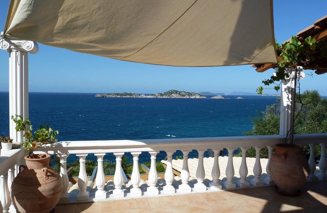 Fantastique endroit calme, accès privé à la mer, couchers de soleil fantastiques