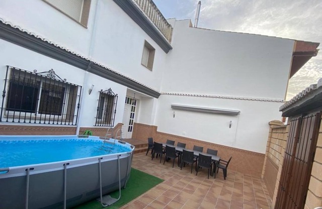 Fantastique maison rurale à Montillana avec piscine.