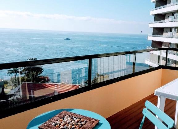 Fantastic SEA VIEW Studio in Funchal