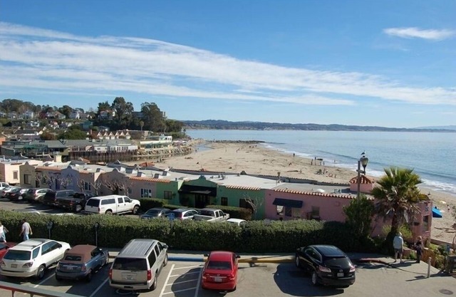Vues fantastiques, Beach Front Condo