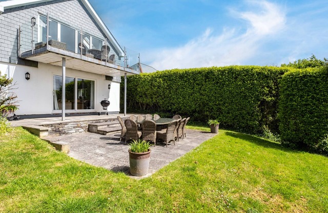 FARLANDS, pet friendly, with a garden in Daymer Bay