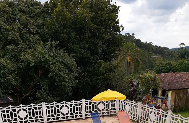Ferme - à 40 minutes de S. P. - Piscine et barbecue - Peut accueillir jusqu'à 16 personnes