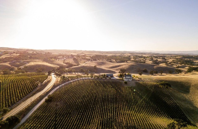 Ferme à Ella's Vineyard. La retraite parfaite de la région viticole de Paso Robles.