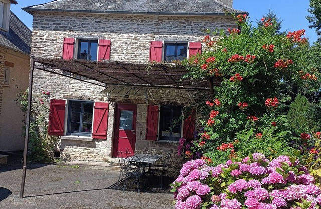 Maison paysanne sur les hauteurs de Brive, randonnée et champignons