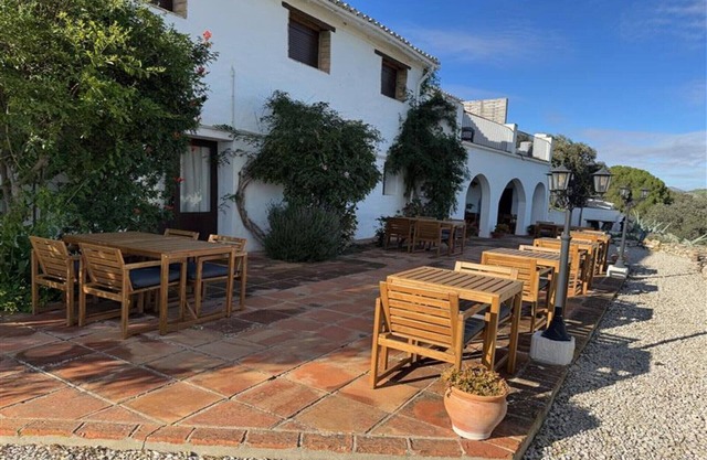Spacieuse maison de vacances avec piscine