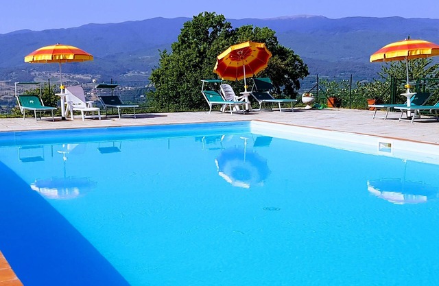 Belle ferme avec piscine et bain à bulles