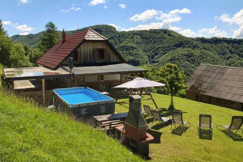 Farmhouse & The Cabin at St Donat's