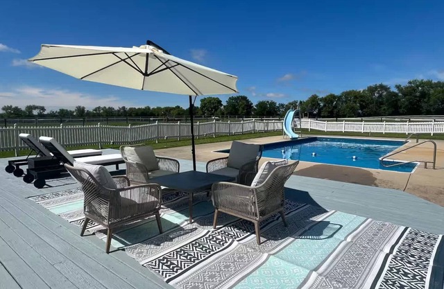 *Renovating* Farmhouse with Pool on 150+ Acres!