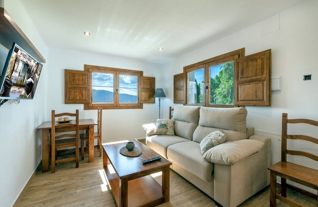 Ferme avec piscine privée et cheminée. L'Alpujarra