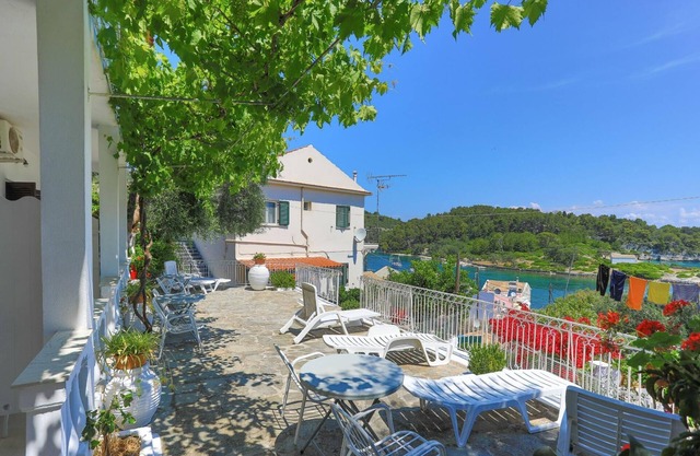 Faros Octo in Gaios with 1 bedrooms and 1 bathrooms