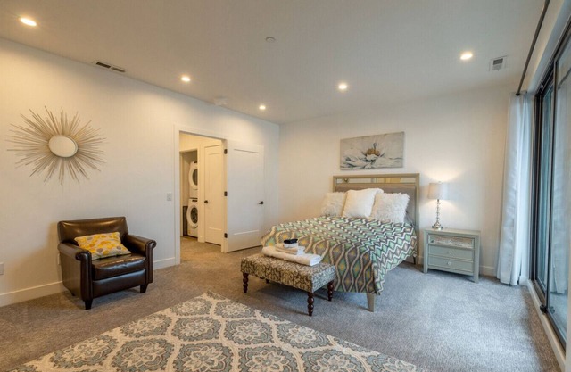 Fast Wifi | Downtown |Ski Crew | Navien Nooks