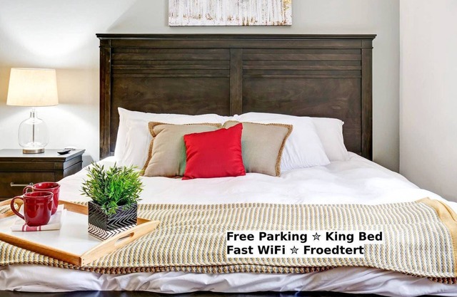 ✦Près de Froedtert✦Sanitized entre les invités✦King Bed Apt
