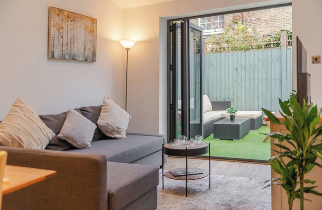 Featuring garden views, Three-Bedroom Bliss in London