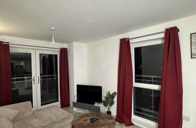 Feel Comfy Apartment. Our modern apartment is located in the heart of Dartford