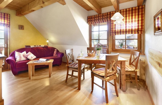 Appartement de bien-être dans une construction en bois, avec une vue magnifique sur la vallée