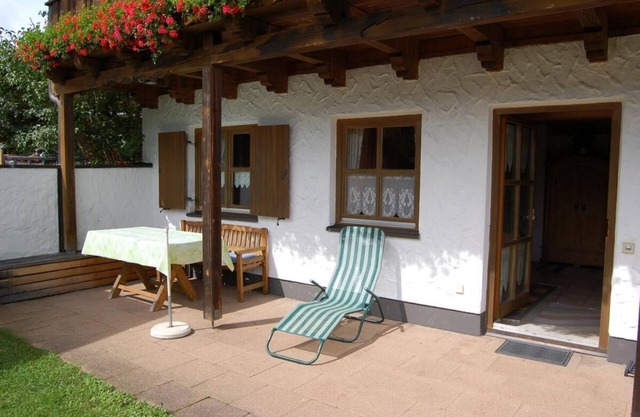 Maison de vacances dans une nature préservée, entrée séparée et terrasse