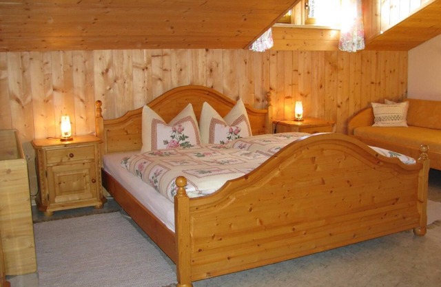 Maison de vacances au milieu de la baie. Forêt avec 2 chambres et balcon