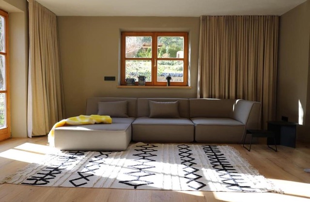 Ferienhaus am Bach, Design und Sauna
