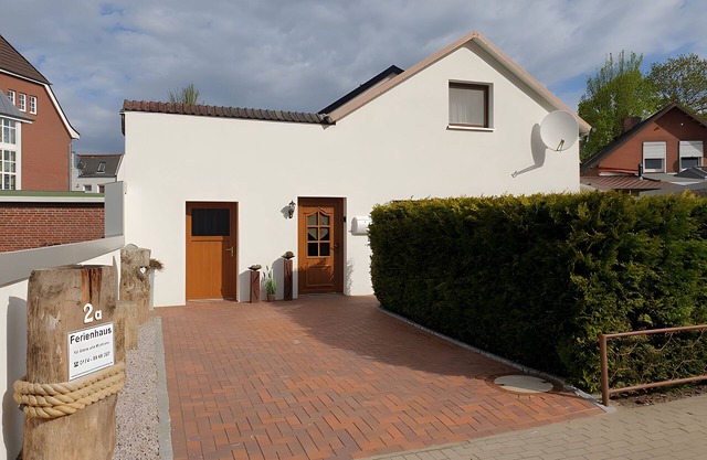 Apartamento 'Ferienhaus Am Mühlenweg Brunsbüttel' con terraza privada, jardín privado y Wi-Fi