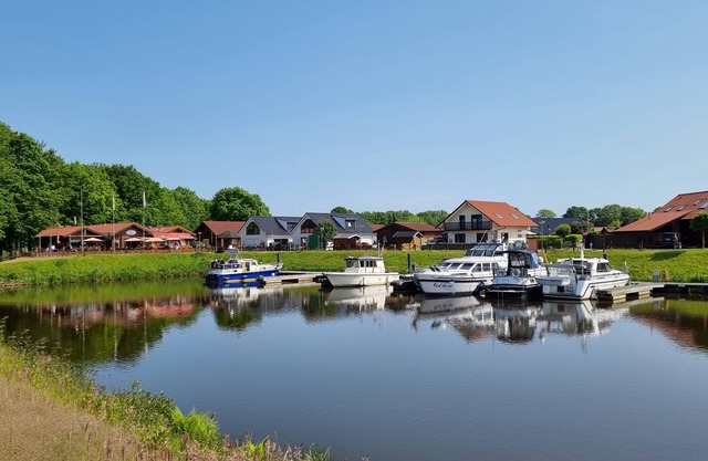 Ferienhaus für 4 Gäste mit 89m² in Walchum
