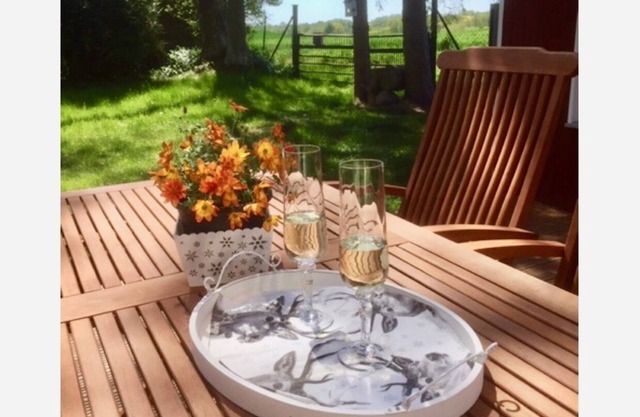 Idyllique "Vacation Home HYGGE" Des vacances sur le terrain, la forêt et le lac!