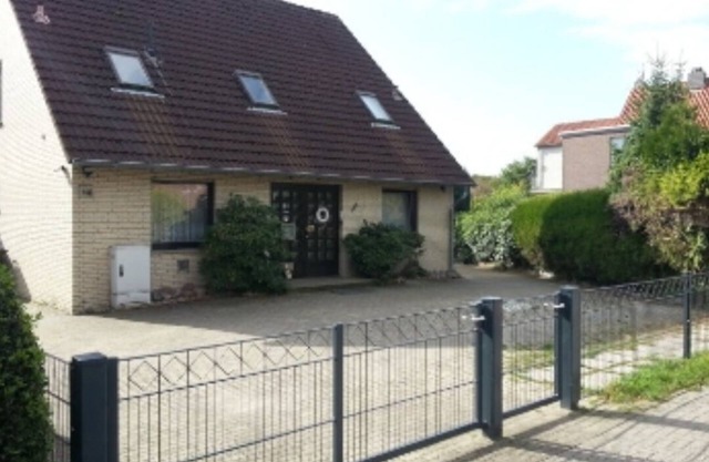 Ferienhaus mit 4 Wohneinheiten für Gruppen! Hunde Willkommen!