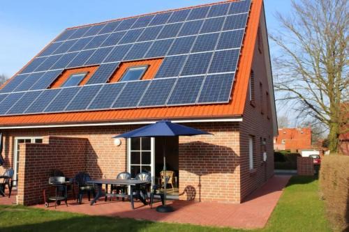 Ferienhaus Mit Einem Großen Garten Und Südterrasse In Ruhiger Lage, Ideal Für Einen Urlaub Mit Der Ganzen Familie