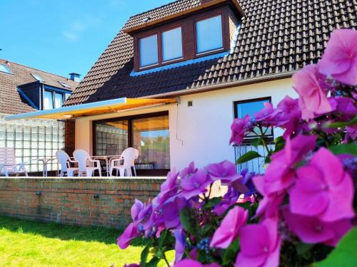 Ferienhaus mit Garten und idyllischer Ruhe
