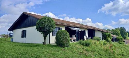 Ferienhaus Nr 105, Kategorie Komfort, Feriendorf Hochbergle, Allgäu