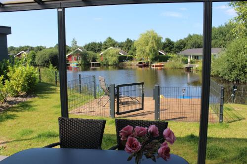 Ferienhaus Seehuis, Sauna, angeln, familienfreundlich