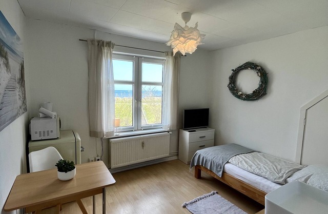Ferienwohnung mit Meerblick Direkt Hinter dem Deich in Kalifornien an der Ostsee