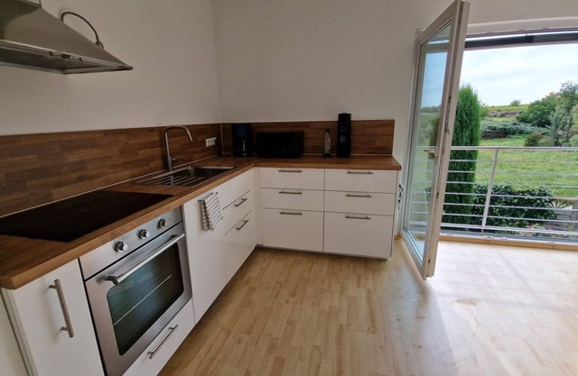 Ferienwohnung Rosenblüte - Appartement/fewo, Dusche und Badewanne, Ruhig