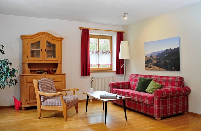 Ferienwohnung Auerberg, bis 4 Personen, 1 seperates Schlafzimmer, Erdgeschoß, Südterrasse
