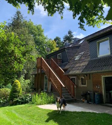 Ferienwohnung auf einem Resthof zentral gelegen mit viel Natur und Tieren