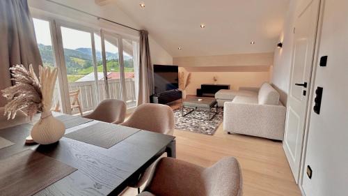 Ferienwohnung "Krainsbergkogel" - Edles Dachgeschossapartment mit Bergblick