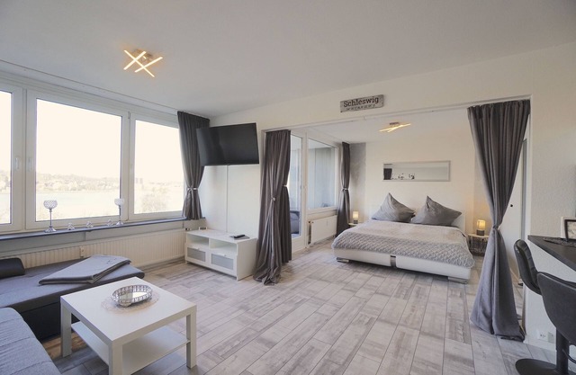 Ferienwohnung mit Blick auf die Schlei