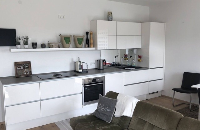 Appartement avec terrasse en bois et douche à l'italienne pour deux personnes