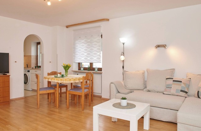 Ferienwohnung Reckzeh 63 qm mit Terrasse und Separatem Schlafzimmer