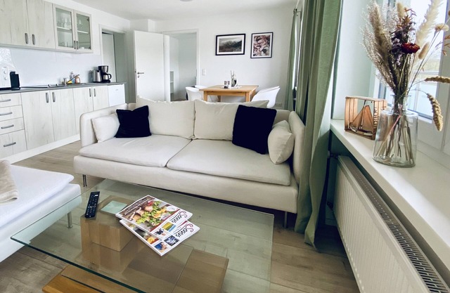 Ferienwohnung Sundowner, 40 qm, 1 Sep. Schlafzimmer mit Balkon