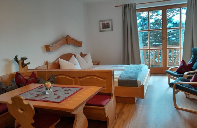 Ferienwohnung Uschi an der Rottachbrücke - Ferienwohnung Uschi mit Südbalkon