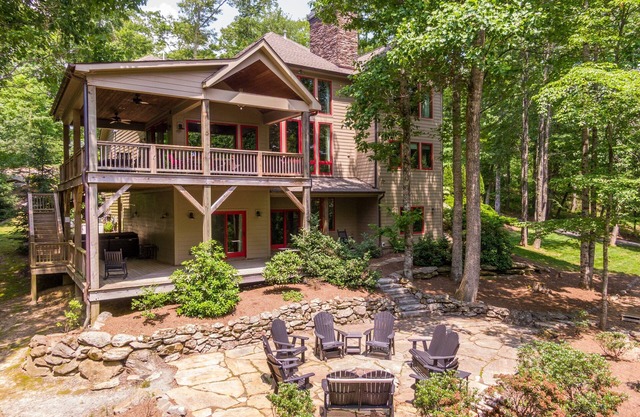 Fern Ridge Lodge - Randonnée et pêche en lac, bain à remous, salle de jeux, etc.