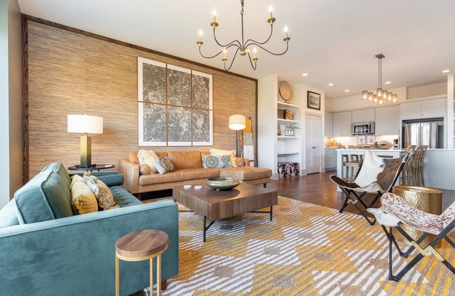 Fern Village - 4 Townhomes with Skyline Views