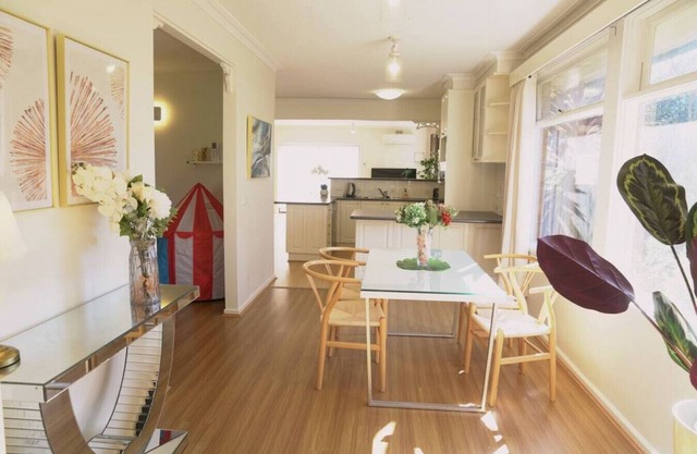 Maison familiale dans un emplacement privilégié Melbourne WIFI gratuit